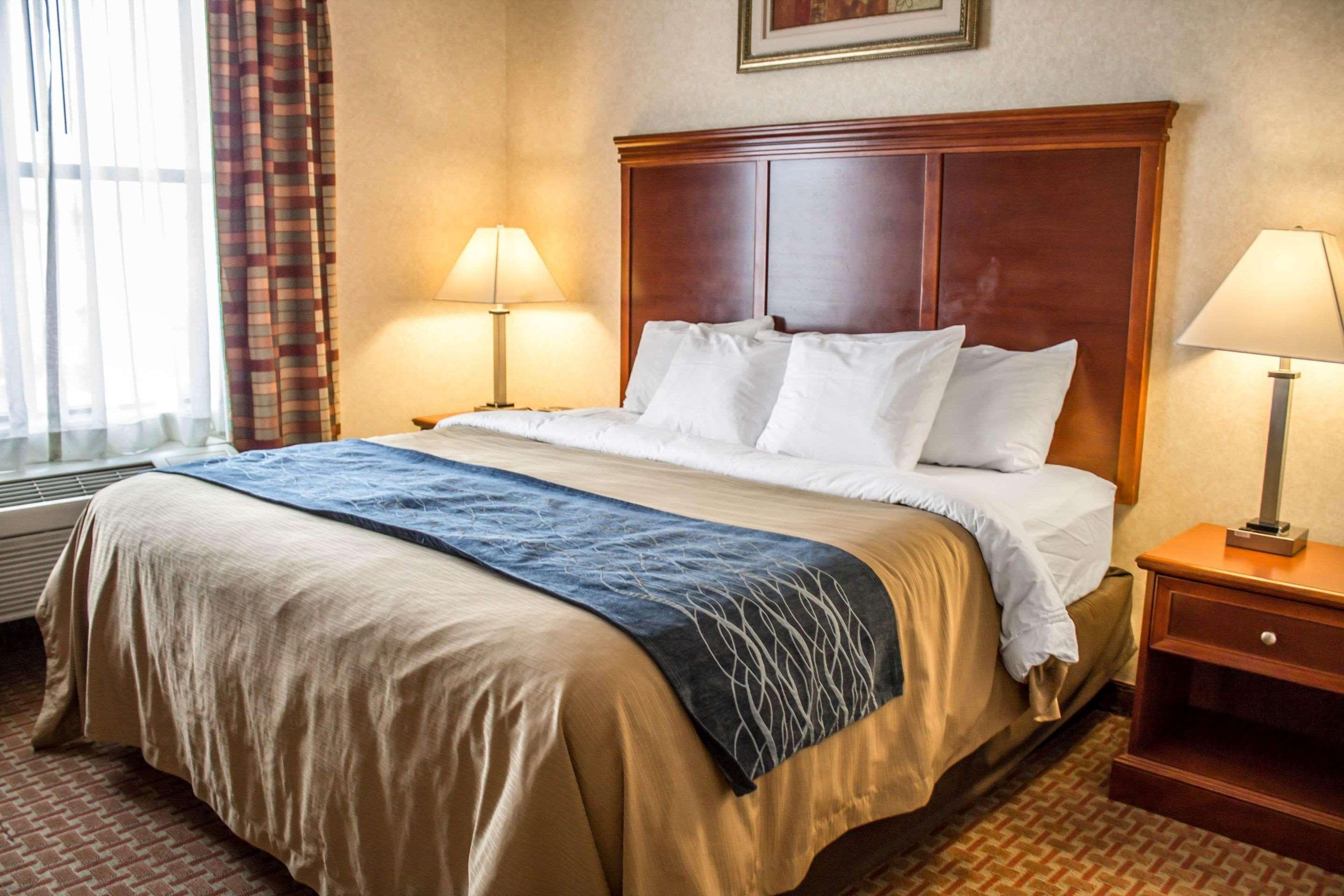 Comfort Inn & Suites Kent - University Area Eksteriør bilde